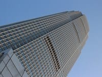 Vivo en Hong Kong y gano dinero online. ¿Dónde fiscalizo?.