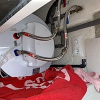 Problema a Termo eléctrico y bomba de agua con presscontrol