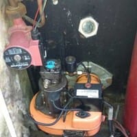 Caldera Quemoil INSO20 poco caudal y presión agua caliente, también gotea gasoil.