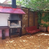 Mi vecino puede cortar mi árbol?