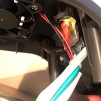 He encendido un aparato americano en una corriente Europea. Es decir de 110v a 220v, y no enciende más. ¿Tiene arreglo?
