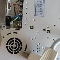 Cómo instalar esta placa de inducción?