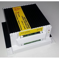 Montaje de placas solares y eólicas