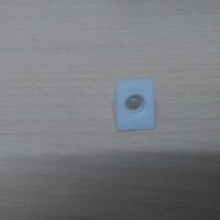 Busco escuadras de plástico pequeñas para carpintería