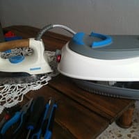 ¿Por qué no echa vapor mi centro de planchado?