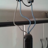 Poner dos focos en la cocina (duda cableado)