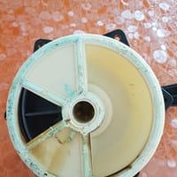 Busco junta válvula de 6 vías desesperadamente.