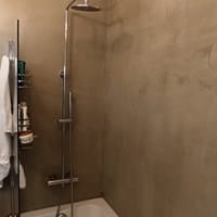 Pintar pared ducha de pladur