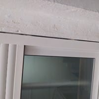 Cómo sellar ventanas de aluminio con ladrillo
