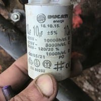 Porque el botón de encendido de la hormigonera ha dejado de funcionar como antes?solo funciona si mantengo pulsado el botón