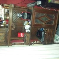 ¿Cuál es el valor de este mueble antiguo? Creo que "chinero"