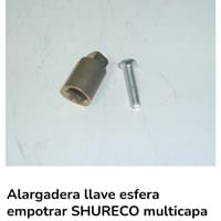 Llaves de cuarto húmedo en baño inacabadas
