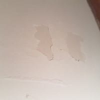 Secado de pintura con grietas