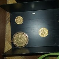 Me gustaría saber el precio de estas monedas