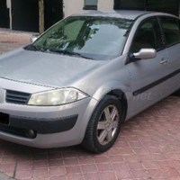 Necesito saber que elevalunas lleva mi renault megan sedan.