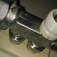 Cabezales termostáticos compatibles con válvulas FAR