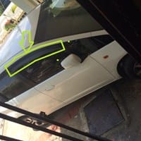 Como se llama esto que esta en la puerta?