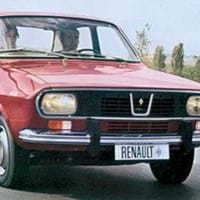 Cual era la velocidad máxima aproximada del renault 12 de 60 y 74 cv de los años 70