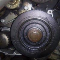 Como sacar la polea cigüeñal peugeot 205