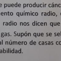 Calcular la distribución de probabilidad. Casas con niveles peligrosos de Radón.