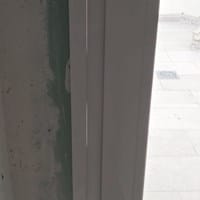 ¿Está bien la carpintería de aluminio y su aislamiento? (foto)