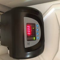 Que necesito hacer para el mantenimiento y la configuración del descalcificador.