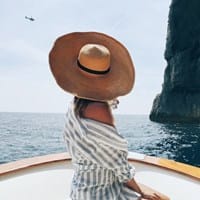 Dina  Bond