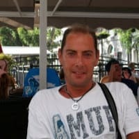 Enrique Oliver