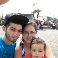 Stephenie A Flores