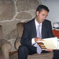 Carlos Carlos