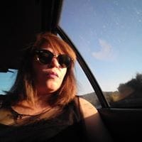 Mili Peña Bet
