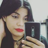 pia Viana Velásquez
