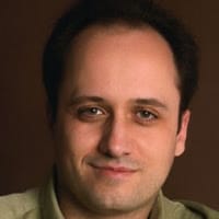 Mario R. R.