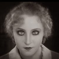Lucía Purple