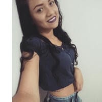 Estefany Larrea Diaz