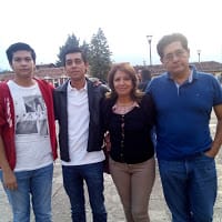 Roberto Flores S.