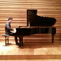 Adrián Fuentes Flores