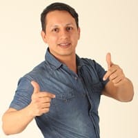 Danny  De Leon