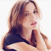 Claris Carrera