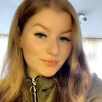 Victoria  Julie
