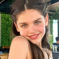 Ariel Mia