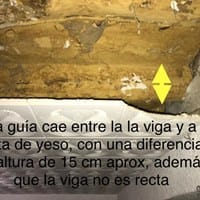 Tabique de pladur con casoneto, en techo de forja de madera. SOCORRO.